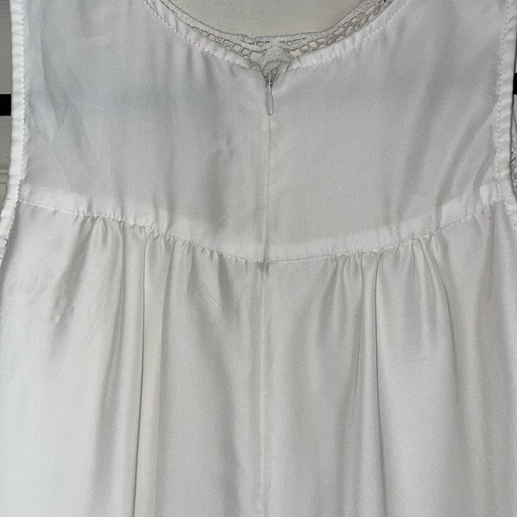 Jen’s Pirate Booty For Free People White/Ivory Lace And Satin Sleeveless… - Picture 7 of 10